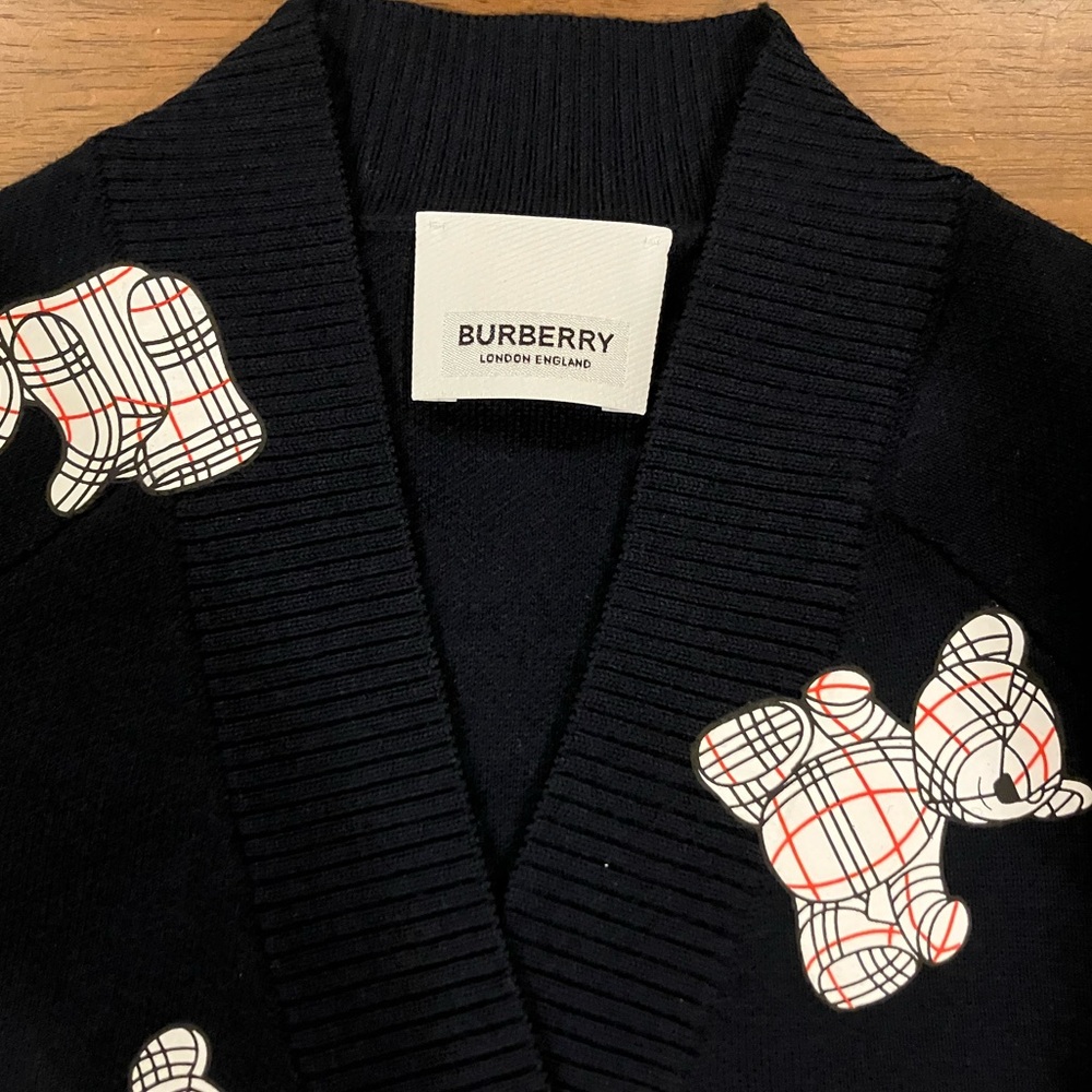 NWT-Burberry Wool Blend Cardigan 6Y (Posh Party Sale!) - Picture 4 of 11
